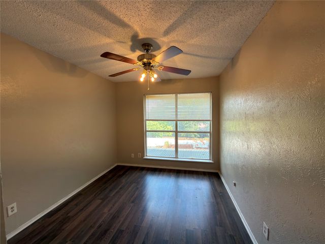 358 Valley Park Drive, Garland, TX 75043