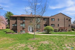 500 Darling Street 11Q, Southington, CT 06489