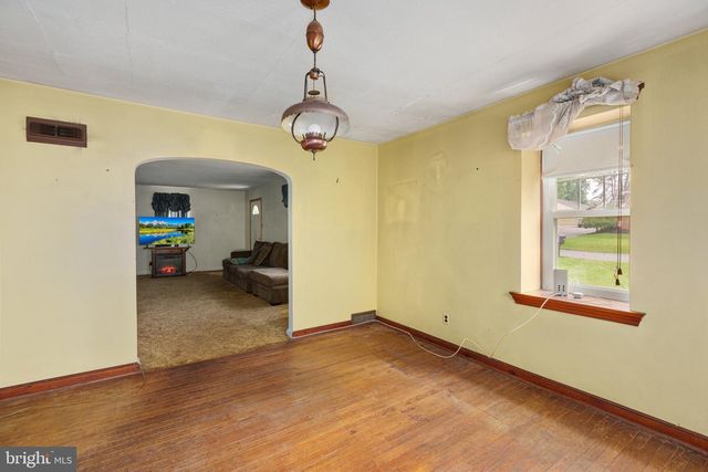 211 PEARL ST, Pottstown, PA 19465
