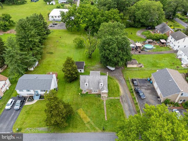 211 PEARL ST, Pottstown, PA 19465