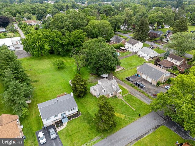 211 PEARL ST, Pottstown, PA 19465