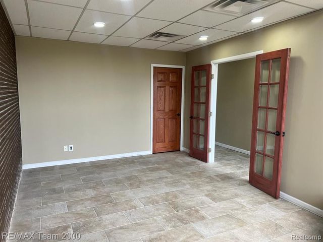 15706 Michigan Avenue, Dearborn, MI 48126