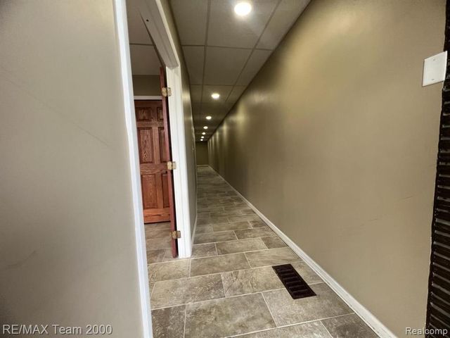 15706 Michigan Avenue, Dearborn, MI 48126