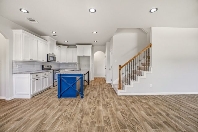 5721 San Jacinto Drive, Granbury, TX 76048