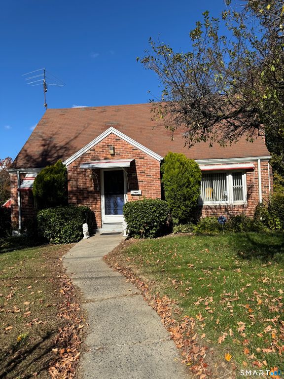 166 Pembroke Street, Hartford, CT 06112