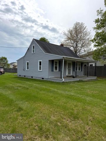 10475 BERRY RD, Waldorf, MD 20603