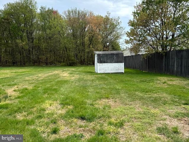 10475 BERRY RD, Waldorf, MD 20603