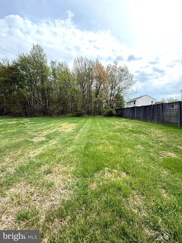 10475 BERRY RD, Waldorf, MD 20603