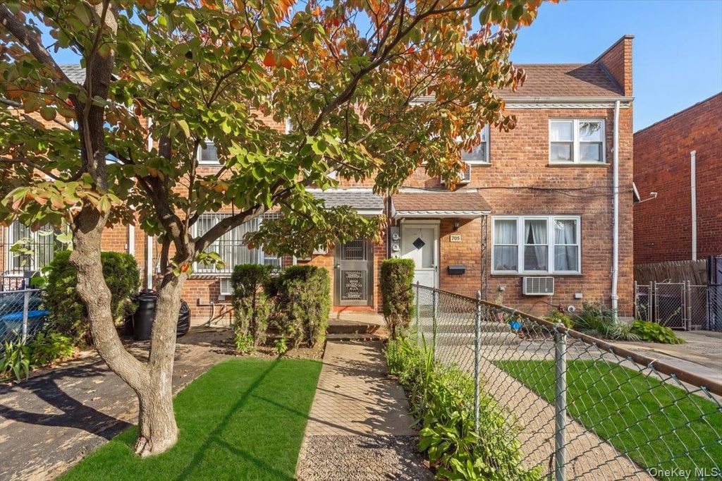703 Autumn Avenue, Brooklyn, NY 11208 — exterior