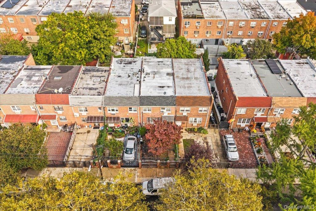 703 Autumn Avenue, Brooklyn, NY 11208 — photo 3