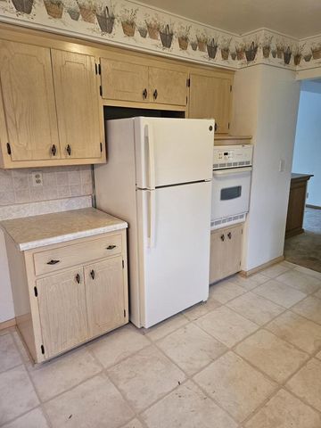 12860 Hobbs COURT, Brookfield, WI 53005