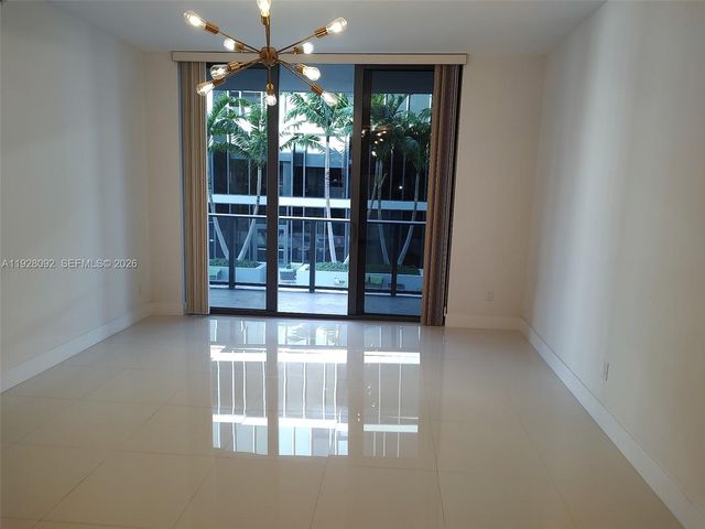 2960 NE 207th St 607, Aventura, FL 33180