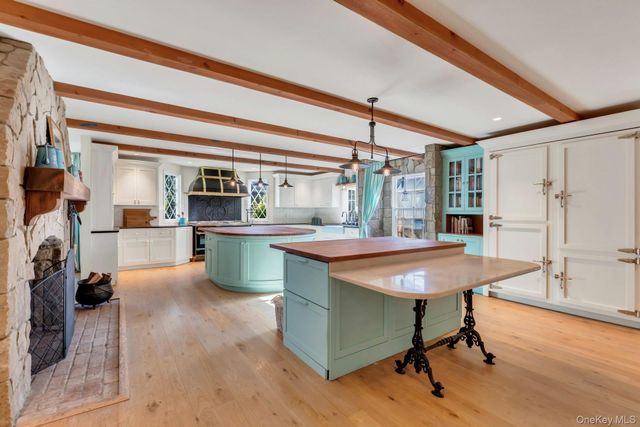 249 Gerritsen Avenue, Bayport, NY 11705