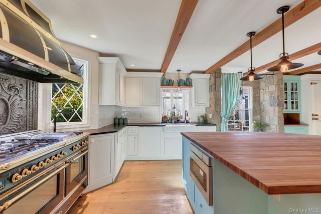 249 Gerritsen Avenue, Bayport, NY 11705