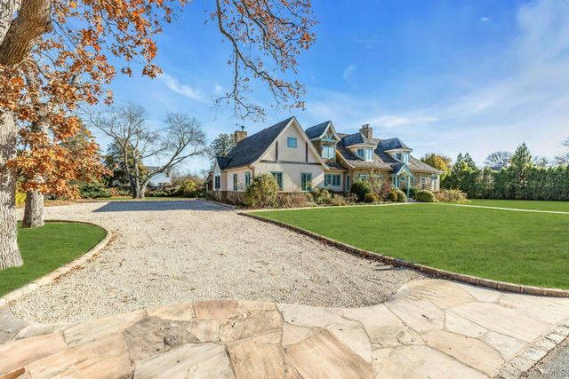 249 Gerritsen Avenue, Bayport, NY 11705