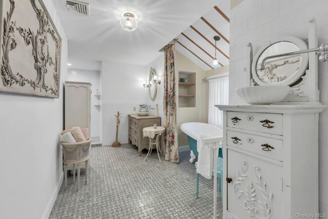 249 Gerritsen Avenue, Bayport, NY 11705