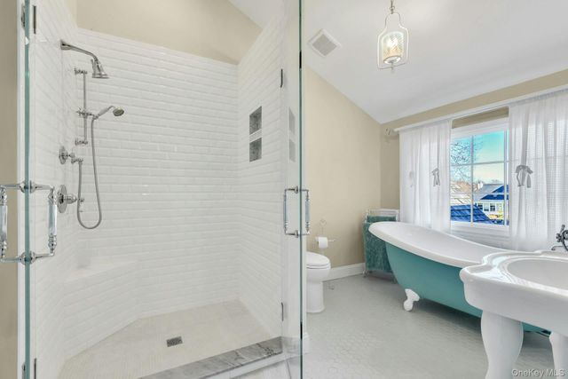 249 Gerritsen Avenue, Bayport, NY 11705