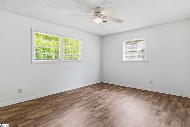 572 Wildwood Drive, Spartanburg, SC 29306