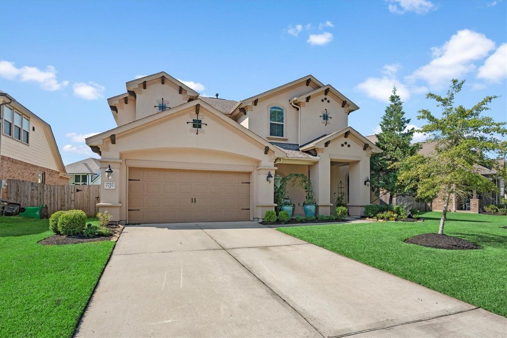 2752 Sterling Heights Lane, Conroe, TX 77385