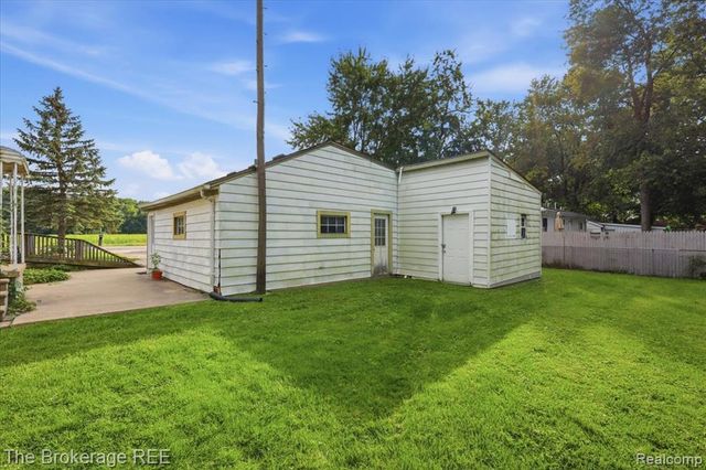 11973 E Brooks Road, Lennon, MI 48449