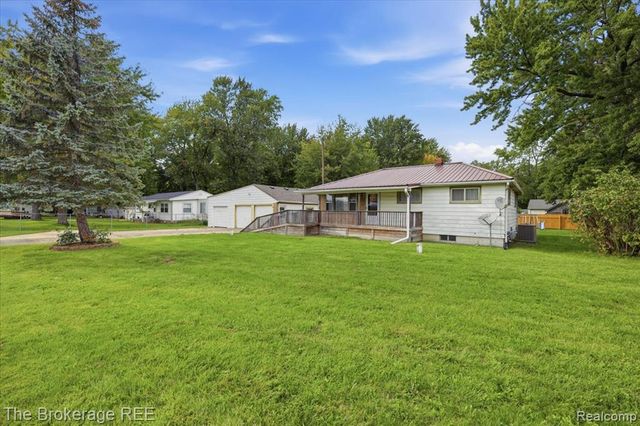 11973 E Brooks Road, Lennon, MI 48449