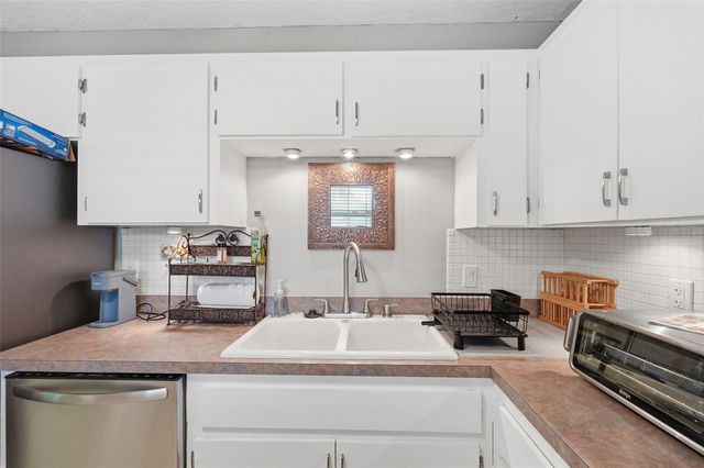 19029 US HIGHWAY 19 N 1-22, Clearwater, FL 33764