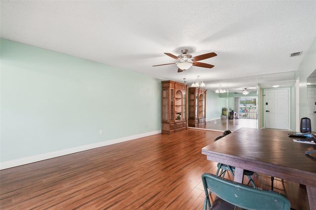 19029 US HIGHWAY 19 N 1-22, Clearwater, FL 33764