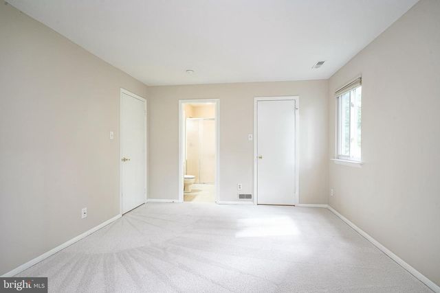 201-A MULBERRY CV, Mount Laurel, NJ 08054