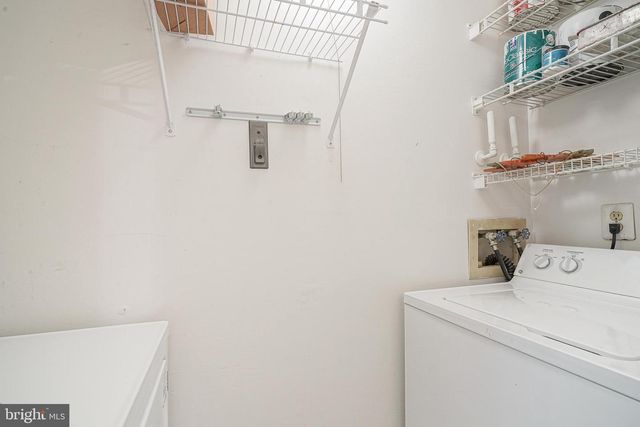 201-A MULBERRY CV, Mount Laurel, NJ 08054