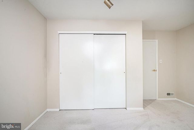201-A MULBERRY CV, Mount Laurel, NJ 08054
