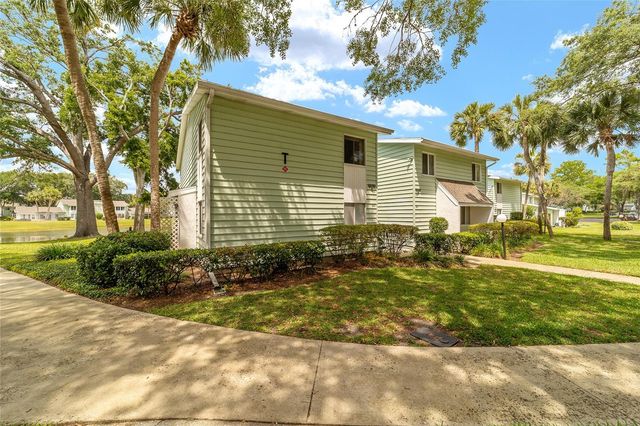 557 MIDWAY DRIVE B, Ocala, FL 34472
