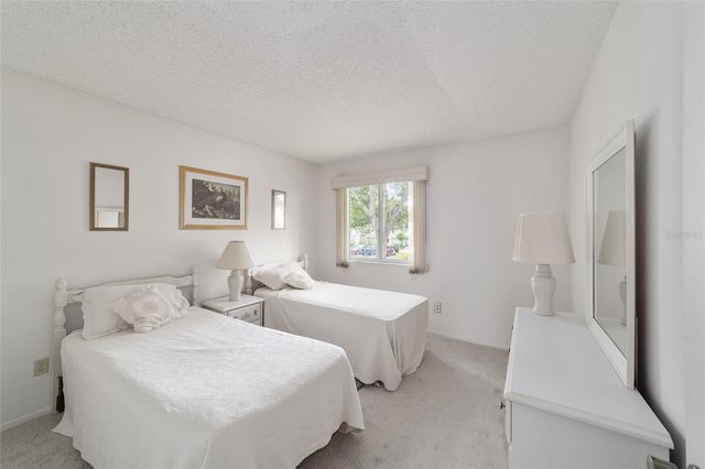 557 MIDWAY DRIVE B, Ocala, FL 34472