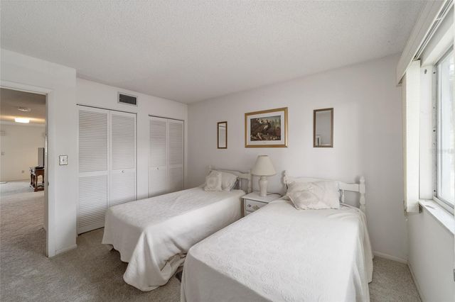 557 MIDWAY DRIVE B, Ocala, FL 34472