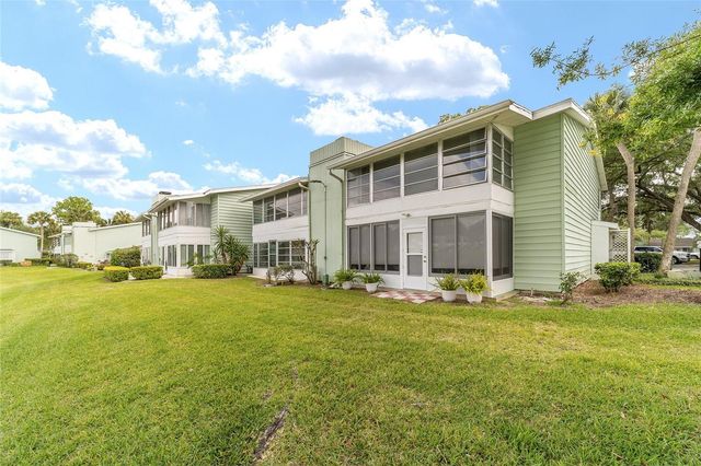 557 MIDWAY DRIVE B, Ocala, FL 34472