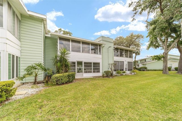 557 MIDWAY DRIVE B, Ocala, FL 34472