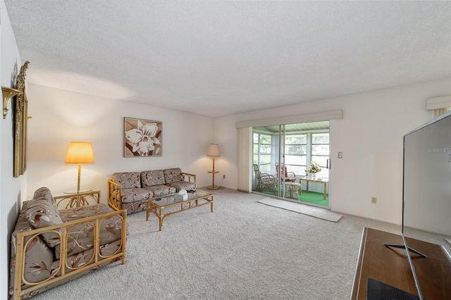 557 MIDWAY DRIVE B, Ocala, FL 34472