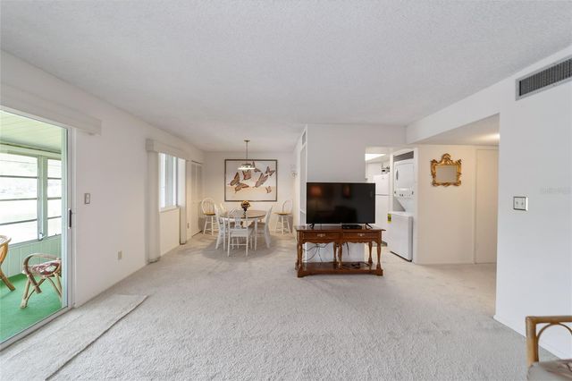 557 MIDWAY DRIVE B, Ocala, FL 34472