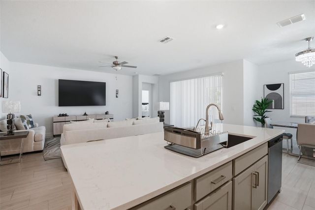 10770 TUPPER CAY DRIVE, San Antonio, FL 33576