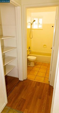 2929 Alta Mira Dr, Richmond, CA 94806