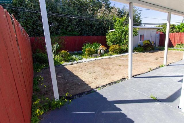 2929 Alta Mira Dr, Richmond, CA 94806