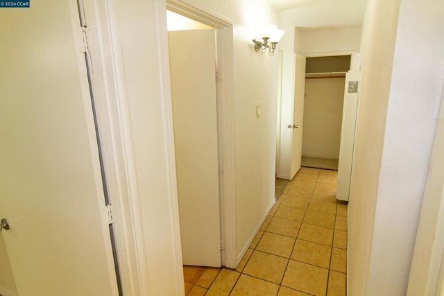 2929 Alta Mira Dr, Richmond, CA 94806