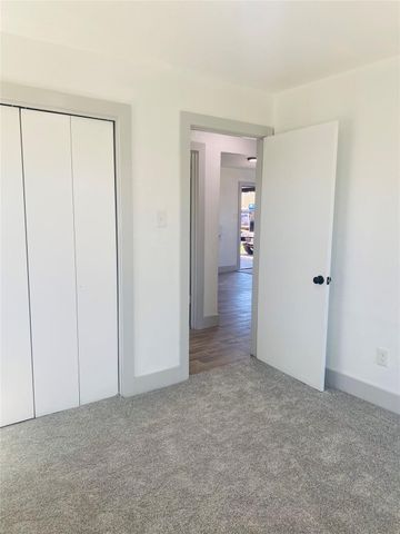 6836 Western Hills Drive, Dallas, TX 75217