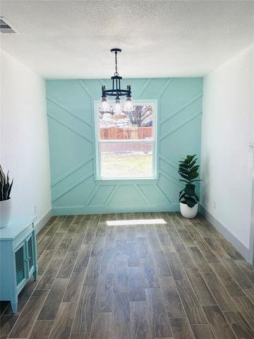 6836 Western Hills Drive, Dallas, TX 75217