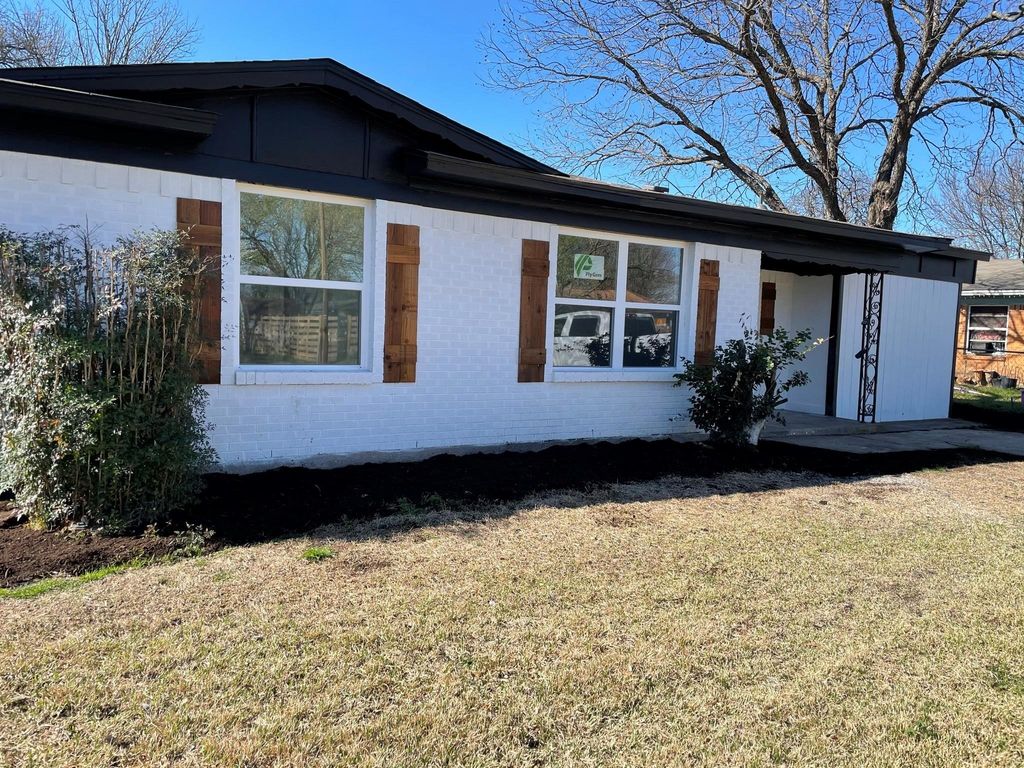 6836 Western Hills Drive, Dallas, TX 75217