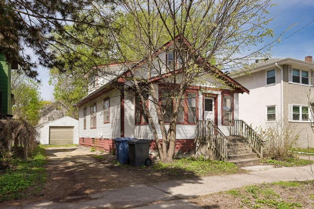 1079 15th Avenue SE, Minneapolis, MN 55414