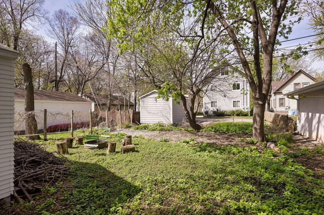 1079 15th Avenue SE, Minneapolis, MN 55414