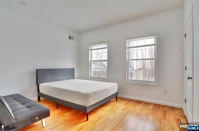 345 2nd Street, East Newark, NJ 07029