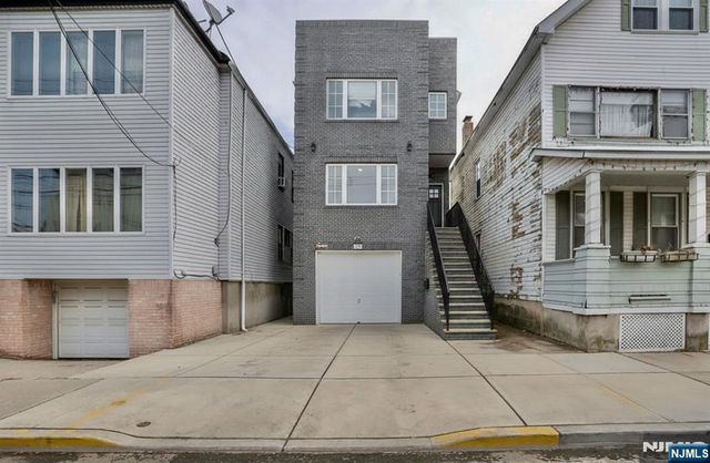 345 2nd Street, East Newark, NJ 07029
