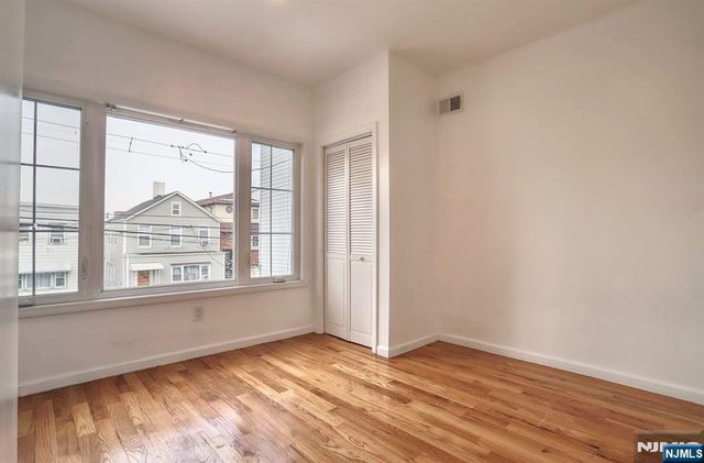 345 2nd Street, East Newark, NJ 07029