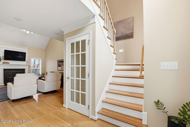 4539 Cherry Forest Cir, Louisville, KY 40245